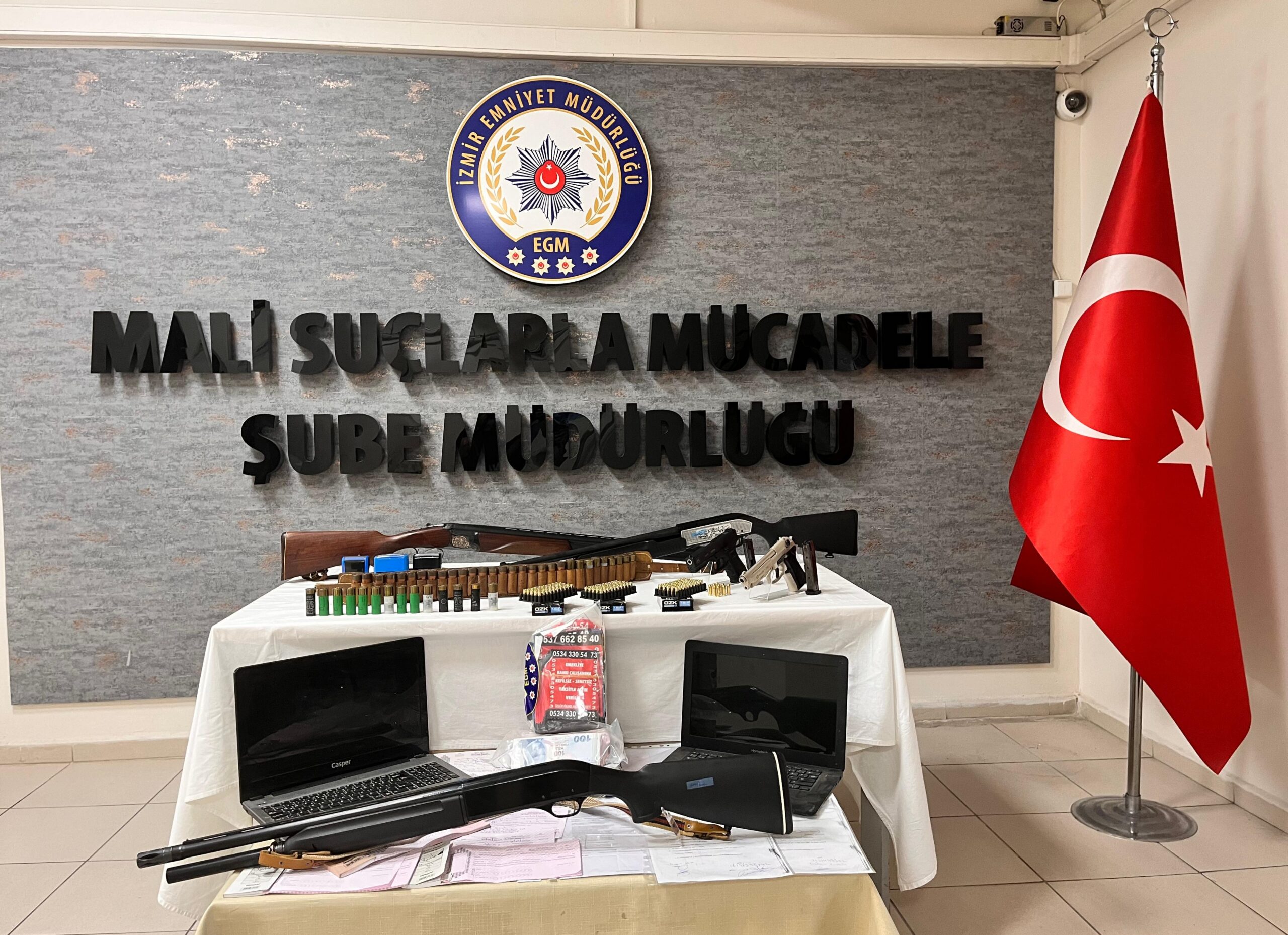 İzmir’de yüksek faizle borçlandırdıkları kişilerden haksız kazanç elde ettikleri iddiasıyla