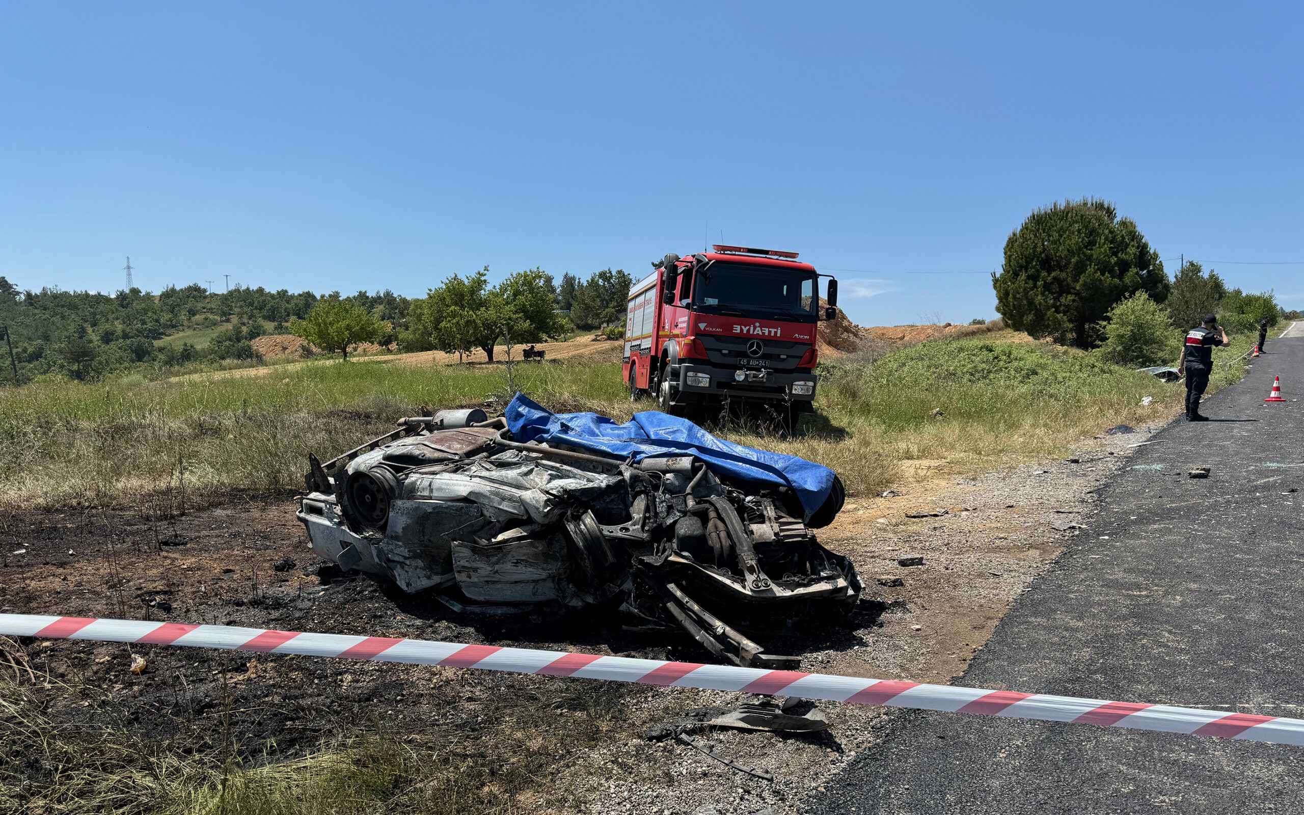 Manisa’nın Akhisar ilçesinde iki otomobilin çarpışması sonucu 1 kişi öldü,