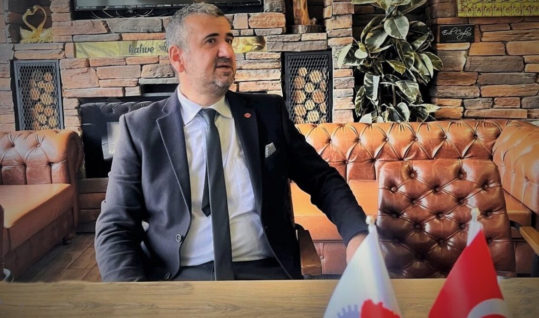 ANASİAD Genel Başkanı Hakan Birkan: “Hep birlikte ekonomiye odaklanmalıyız” Anadolu Sanayici ve İş İnsanları Derneği (ANASİAD) Genel Başkanı Hakan