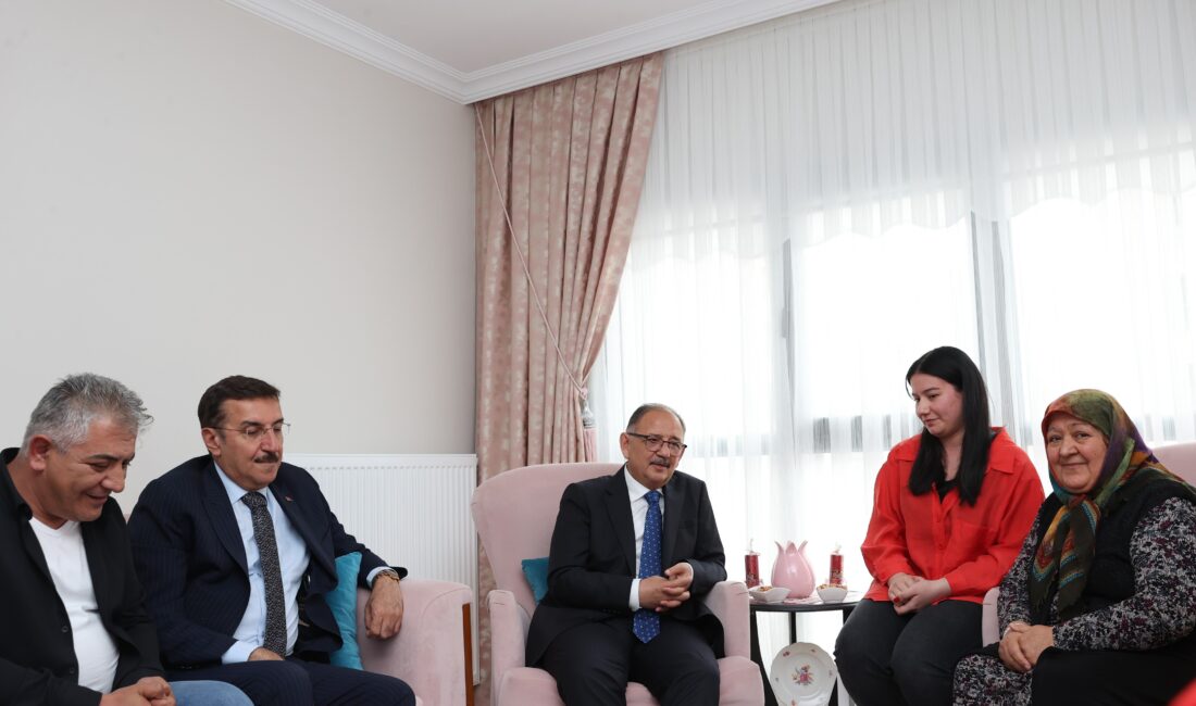 Çevre, Şehircilik ve İklim Değişikliği Bakanı Mehmet Özhaseki, 6 Şubat