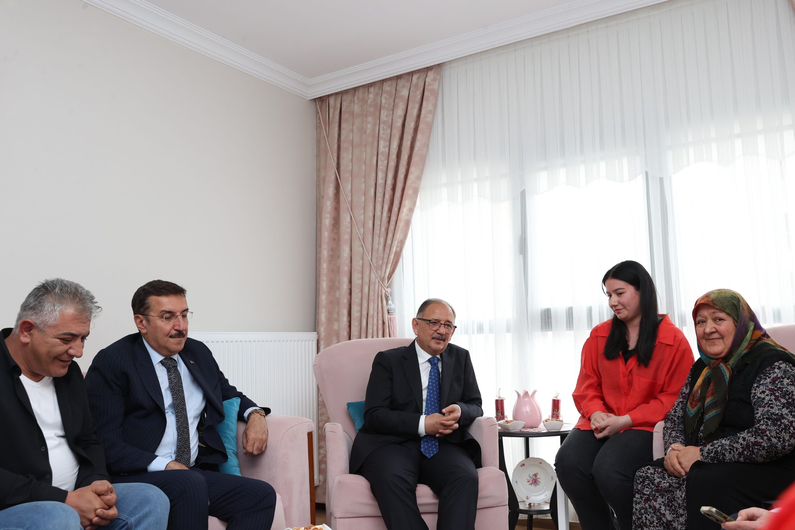 Çevre, Şehircilik ve İklim Değişikliği Bakanı Mehmet Özhaseki, 6 Şubat