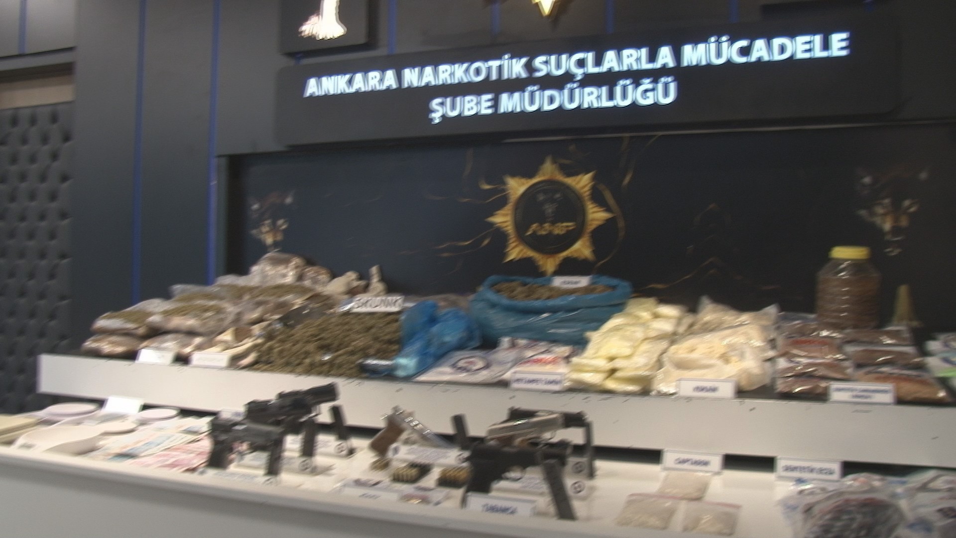Ülke geneli ‘Narkogüç’ operasyonları çerçevesinde Ankara’da 32 farklı adreste icra