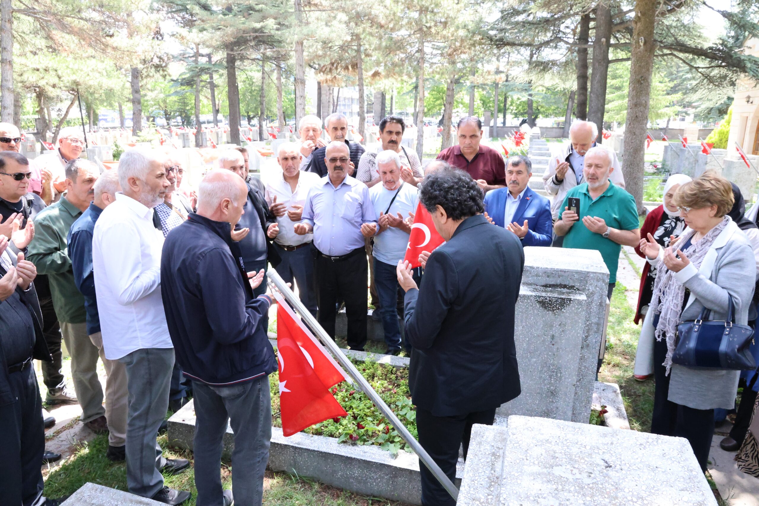 28 Nisan 1987’de Hakkari’de teröristlerle girdiği çatışma sonucunda şehit düşen