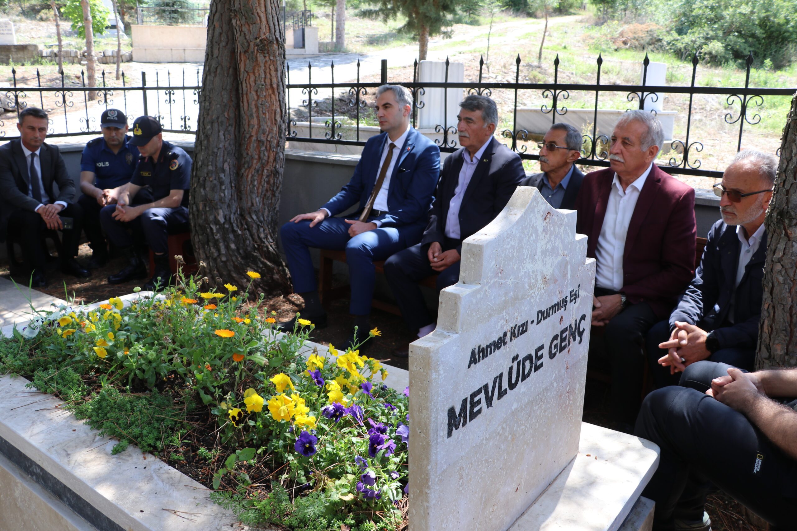 Almanya’nın Solingen kentinde 29 Mayıs 1993’te ırkçılar tarafından kundaklanan 5