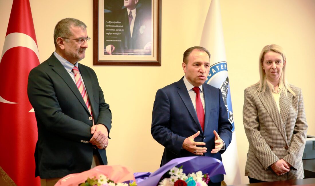 Afyon Kocatepe Üniversitesi (AKÜ) Güzel Sanatlar Fakültesi (GSF) Dekanlığında düzenlenen