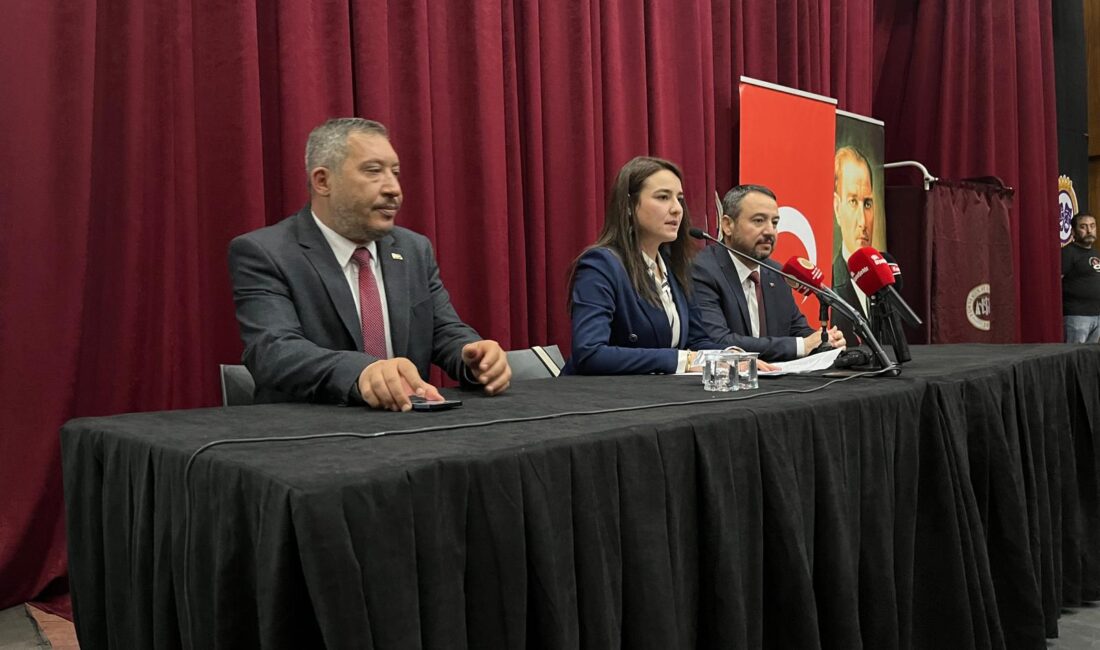   Afyonkarahisar’daki tüm belediye başkanları ve meclis üyelerinin katılımlarıyla düzenlenen