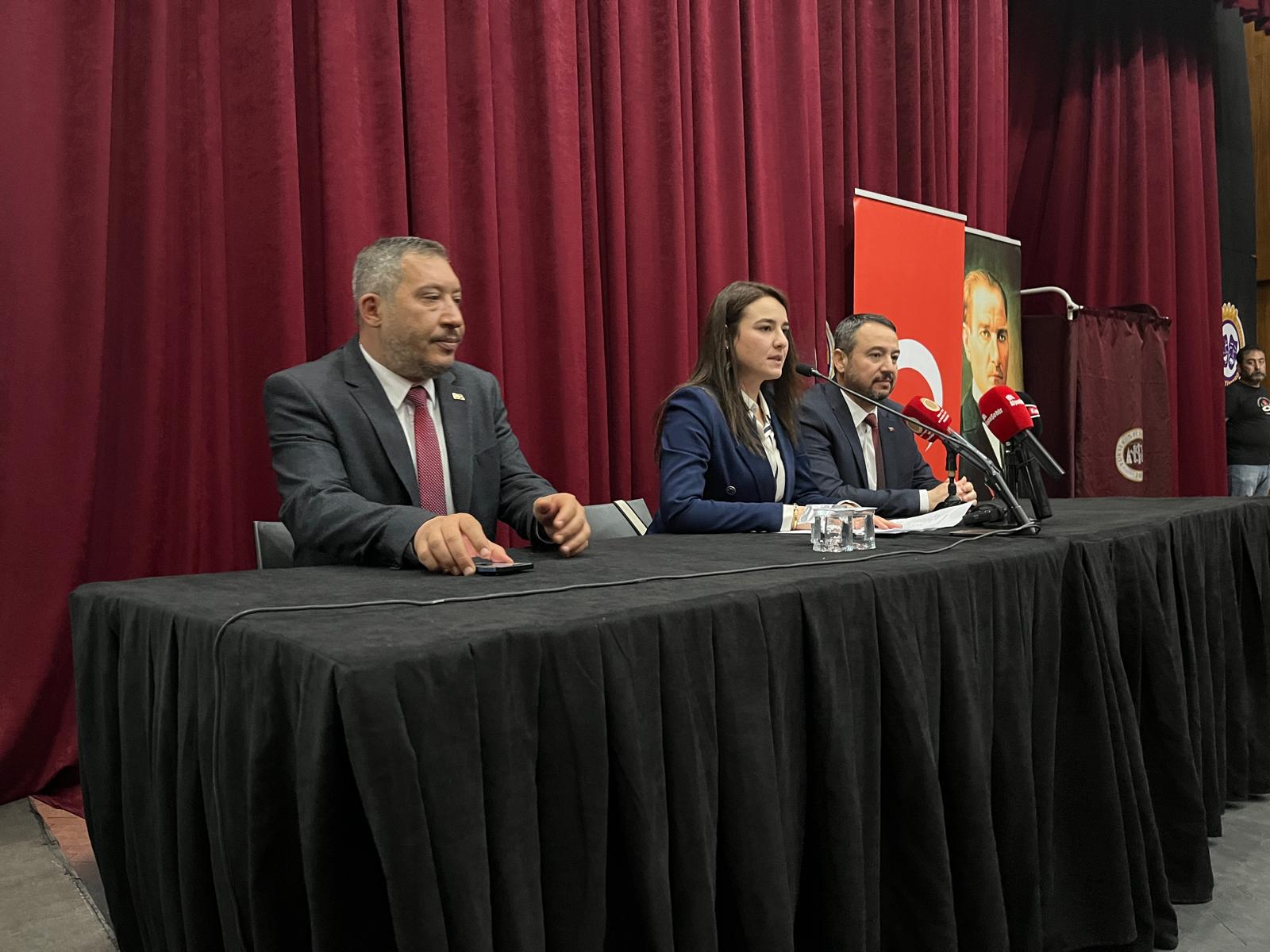   Afyonkarahisar’daki tüm belediye başkanları ve meclis üyelerinin katılımlarıyla düzenlenen
