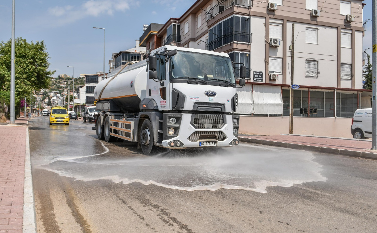 Kepez Belediyesi, ilçe sakinlerine daha temiz ve sağlıklı bir kent