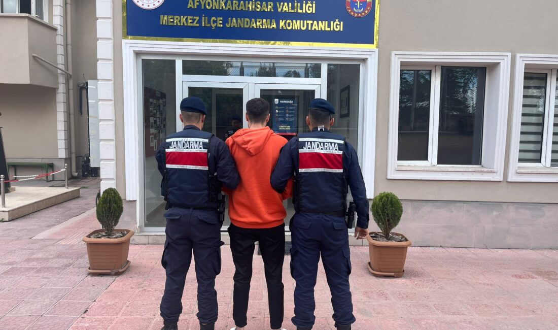 Afyonkarahisar İl Jandarma Komutanlığınca, Afyonkarahisar-Kütahya yol güzergahında icra edilen yol