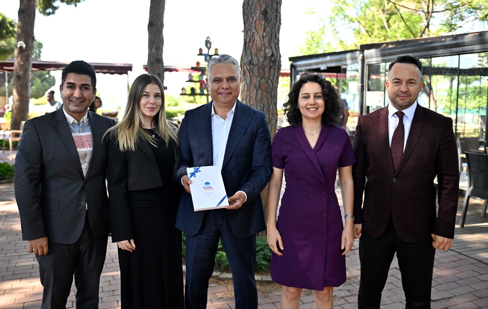 Antalya Muratpaşa Belediye Başkanı Ümit Uysal, “Her iş illa parayla