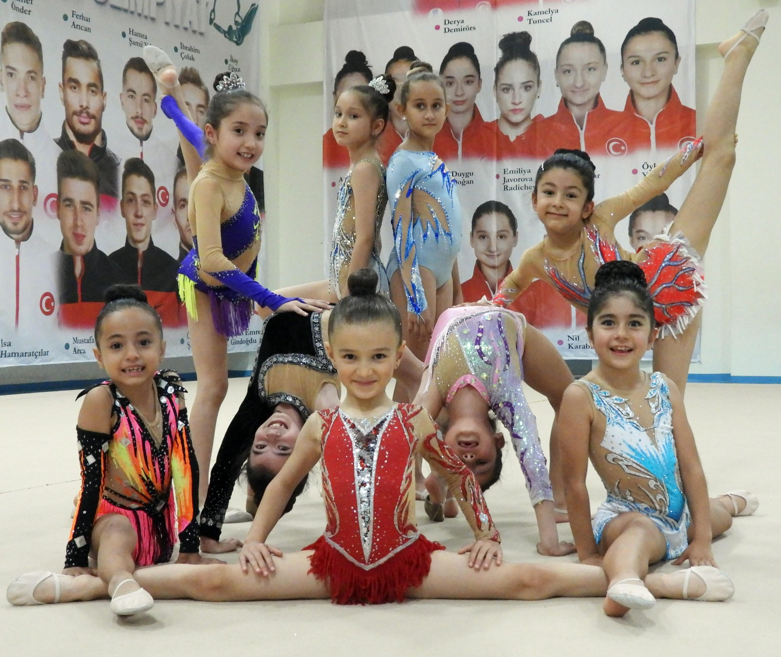 Antalya Kepez Belediyesi Spor Kulübü cimnastik altyapısında yetişen 9 sporcu,