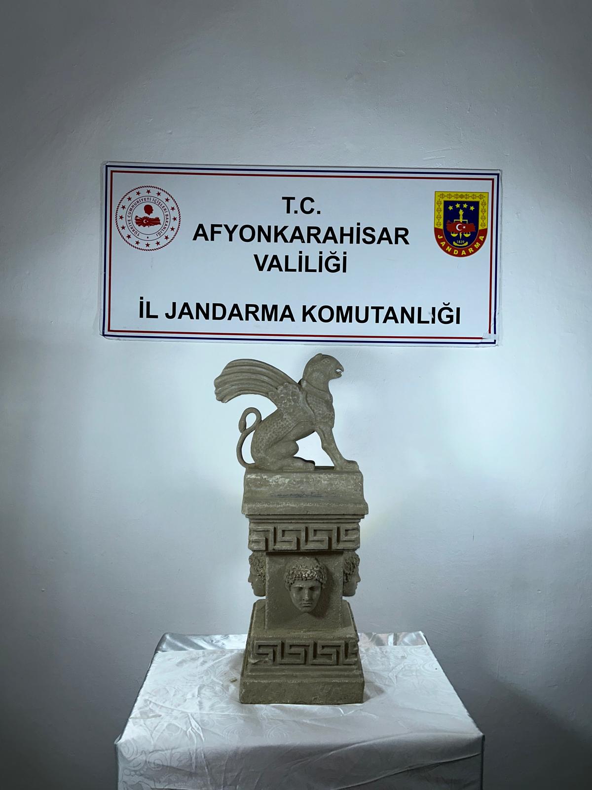 Afyonkarahisar İl Jandarma Komutanlığınca yapılan çalışmalar neticesinde, Çobanlar ilçesinden Dinar