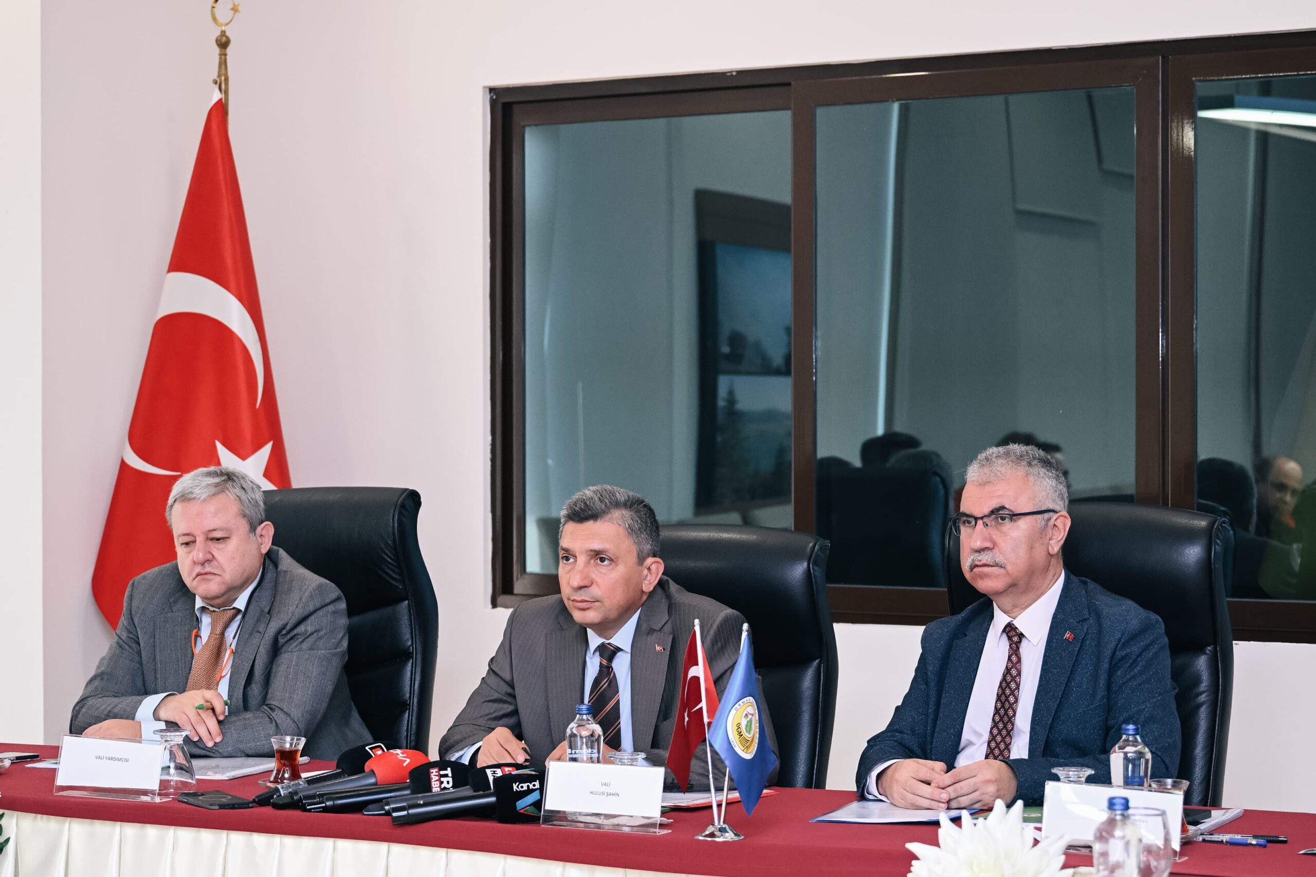 Orman Yangınlarıyla Mücadele Komisyon Toplantısı Antalya Valisi Hulusi Şahin başkanlığında
