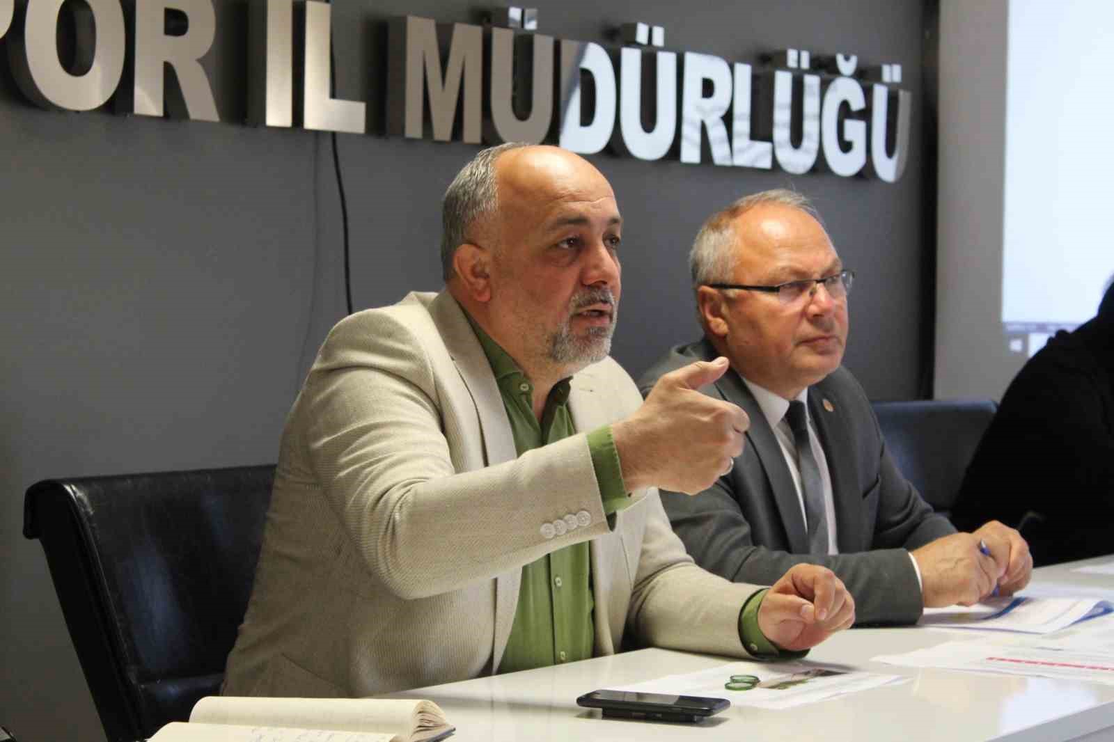 Afyonkarahisar Gençlik ve Spor İl Müdürü İsmail Hakkı Kasapoğlu başkanlığında
