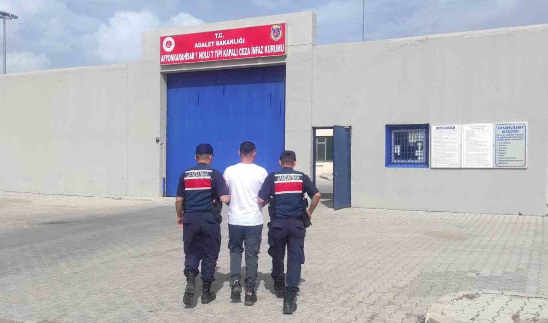 Afyonkarahisar’da hakkında 4 yıl hapis cezası bulunan şahıs yakalanarak cezaevine
