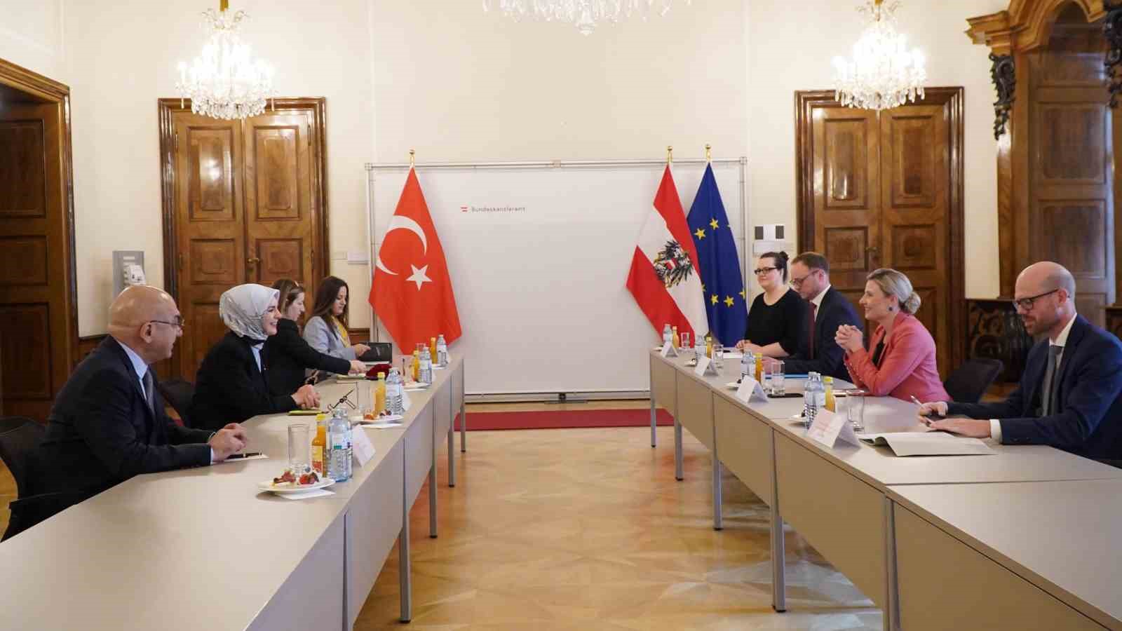 Aile ve Sosyal Hizmetler Bakanı Mahinur Özdemir Göktaş, Viyana’da Avusturya
