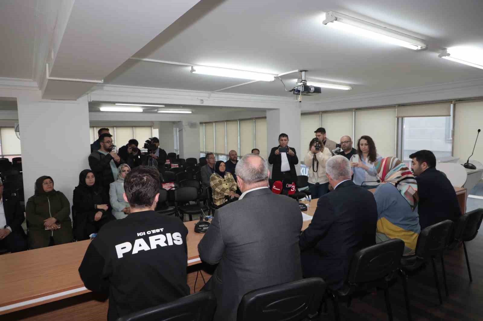 AK Parti Afyonkarahisar İl Başkanı Hüseyin Menteş, 27 Mayıs Demokrasi