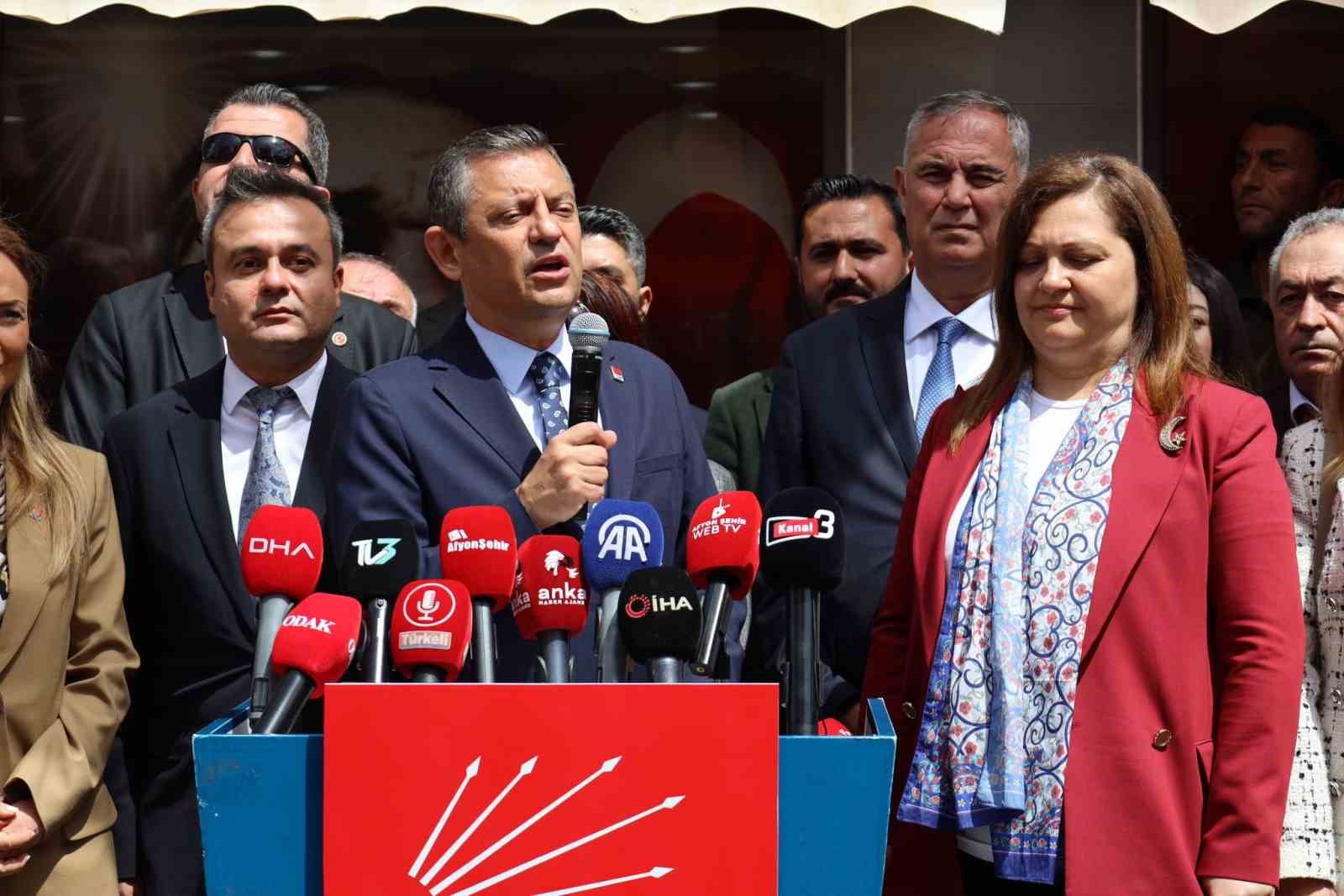 CHP GENEL BAŞKANI ÖZEL, AÇIKLAMALARDA BULUNDU