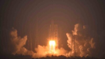 Çin, Ay’ın karanlık yüzünden örnek toplamak üzere Chang’e-6 keşif aracını