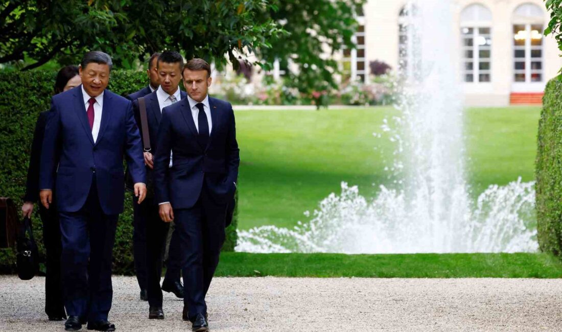 ÇİN DEVLET BAŞKANI Xİ, PARİS’TE MACRON VE VON DER LEYEN