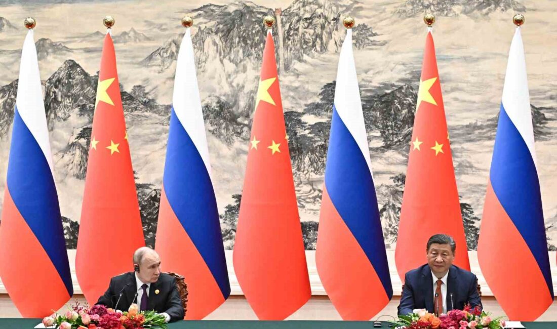 Çin Devlet Başkanı Xi Jinping, Rusya Devlet Başkanı Vladimir Putin