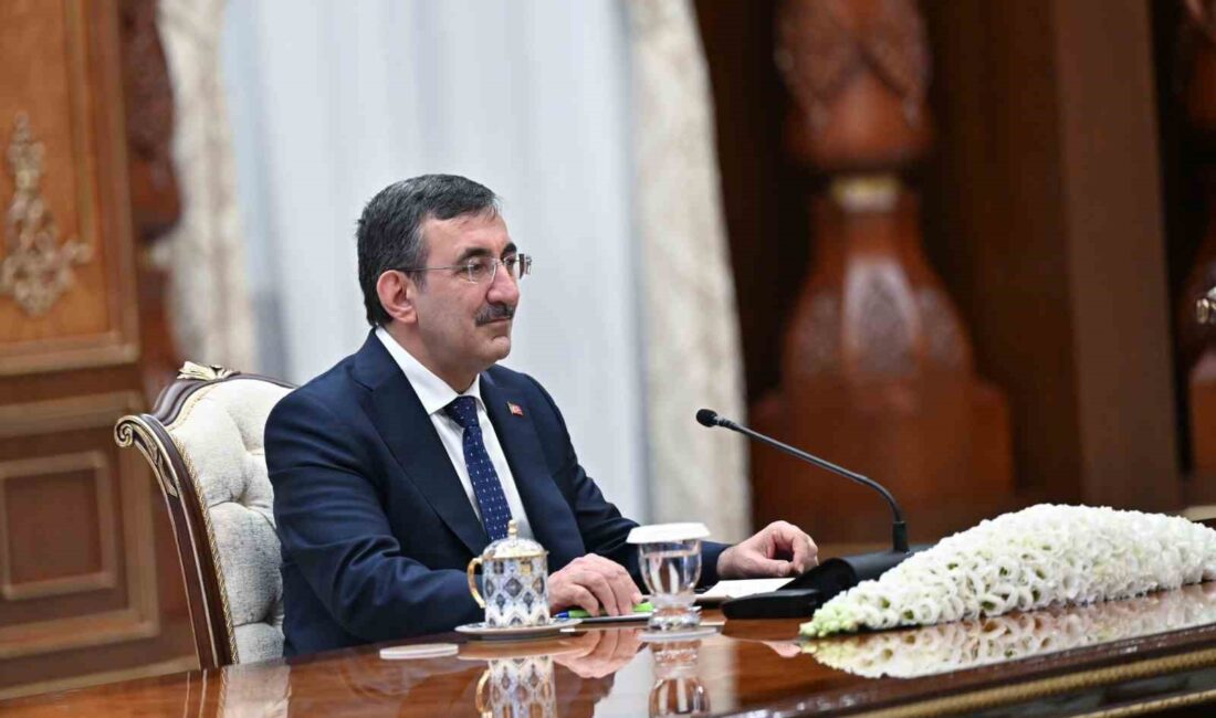 Cumhurbaşkanı Yardımcısı Cevdet Yılmaz, Taşkent’te Özbekistan Cumhurbaşkanı Şevket Mirziyoyev ile