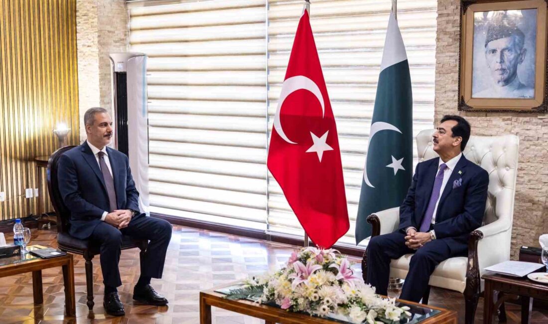 DIŞİŞLERİ BAKANI HAKAN FİDAN, PAKİSTAN SENATO BAŞKANI YUSUF RAZA GİLANİ