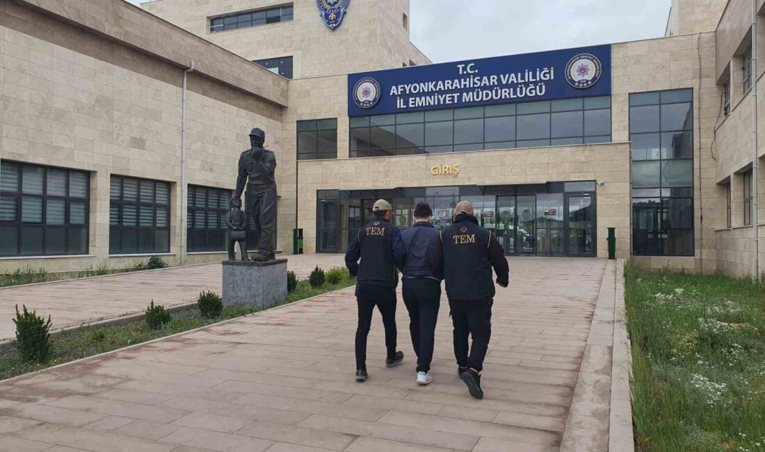 Afyonkarahisar’da öğretmen olarak görev yaparken 2016 yılında KHK ile ihraç