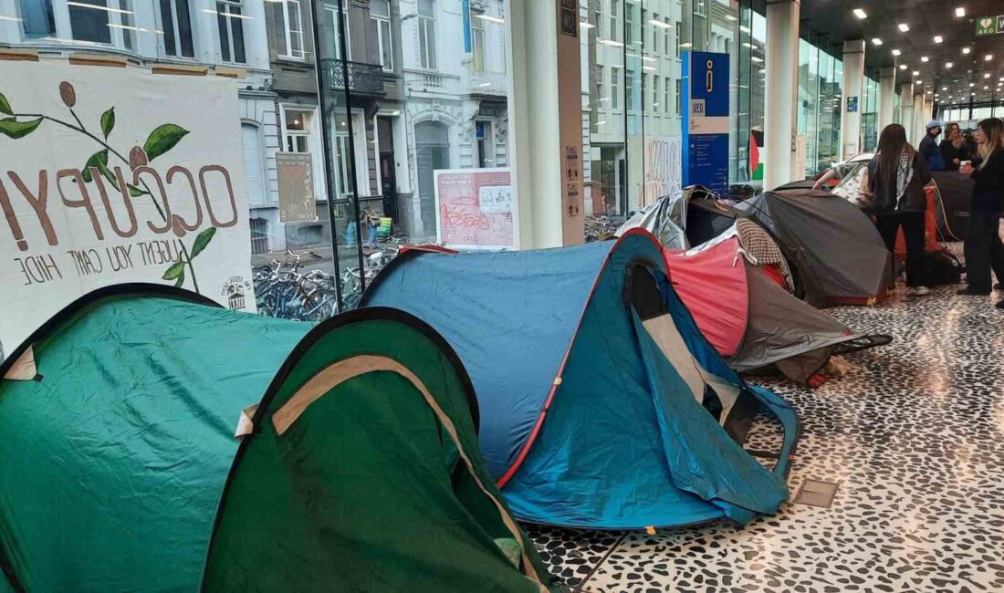 Gazze’ye destek protestolarına Belçika’daki Ghent Üniversitesi ile Hollanda’daki Amsterdam Üniversitesi