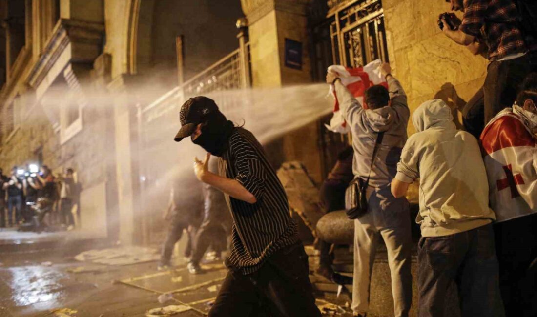Gürcistan’da “Yabancı Etkinin Şeffaflığı” yasa tasarısına karşı protestolar devam ederken,