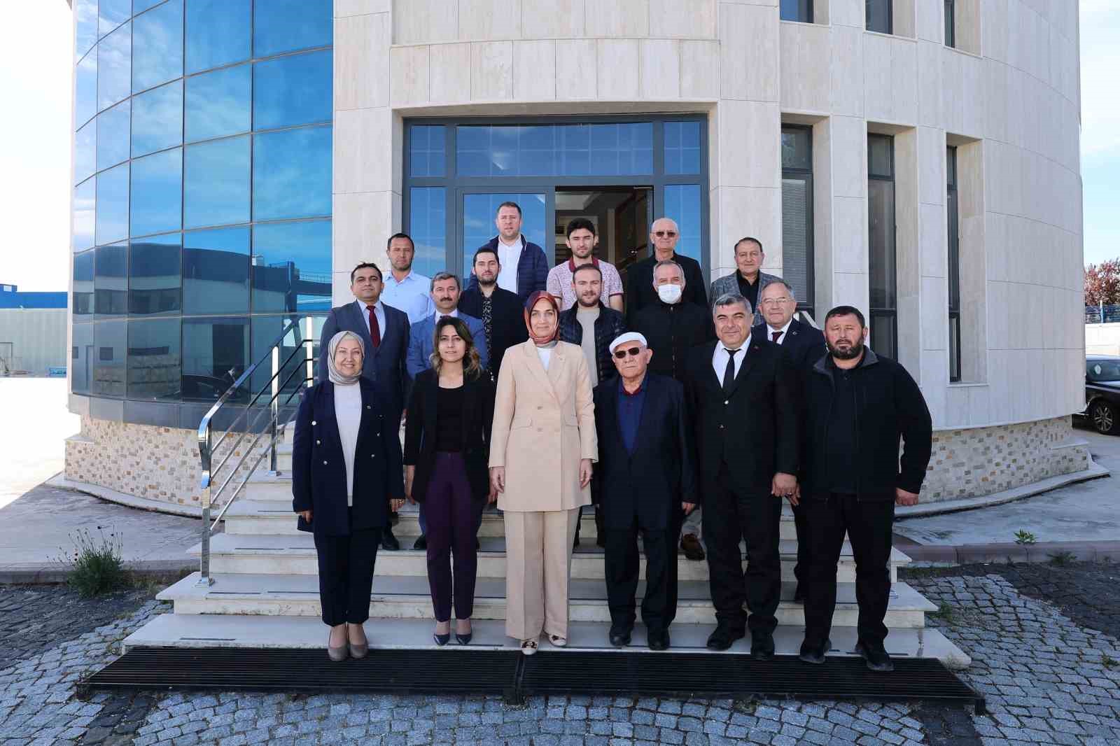 AFYONKARAHİSAR’IN İSCEHİSAR İLÇESİNDE HAYIRSEVER İŞ ADAMI TARAFINDAN YAPTIRILACAK OLAN OKUL