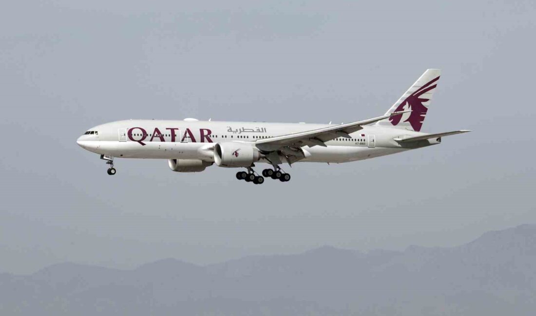 Katar’ın başkenti Doha’dan İrlanda’nın başkenti Dublin’e uçan Katar Havayolları’na ait