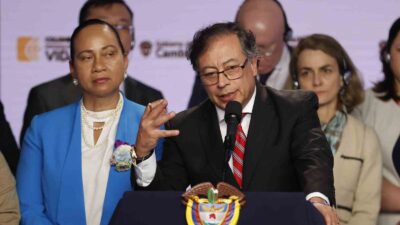 Kolombiya Devlet Başkanı Gustavo Petro, ülkesinin İsrail ile diplomatik ilişkilerini