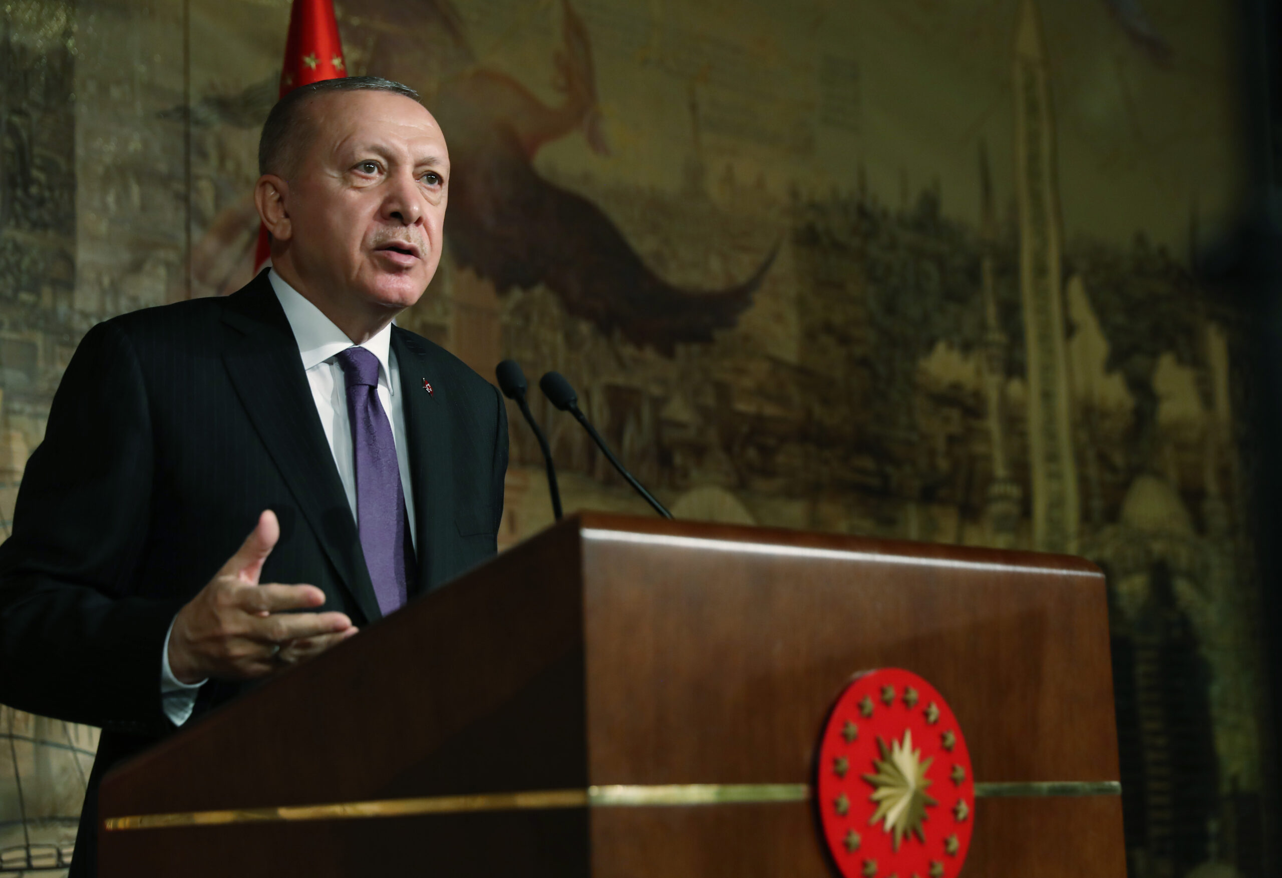 İstanbul’da yapılan Dış Ekonomik İlişkiler Kurulu Genel Kuruluna katılan Cumhurbaşkanı