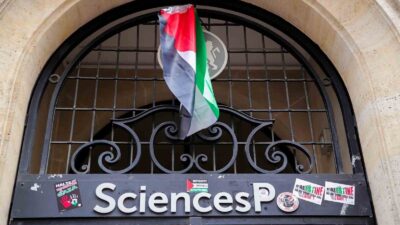 Fransa’nın başkenti Paris’teki Siyasal Bilimler Enstitüsü’nde Gazze’ye destek eylemleri nedeniyle