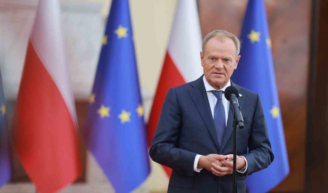 Polonya Başbakanı Donald Tusk ülkesinin yüzbinlerce Ukrayna ve Belaruslu sığınmacı