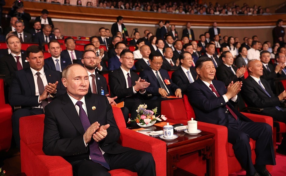 Rusya Devlet Başkanı Vladimir Putin, Çin ile Rusya arasında diplomatik