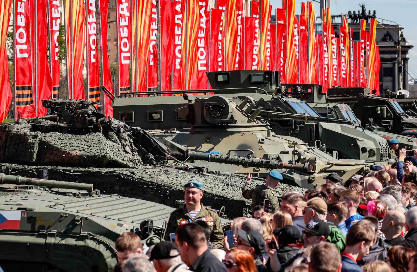 Rus ordusu, Ukrayna’dan ele geçirdiği ABD, Fransa, Almanya gibi Batı