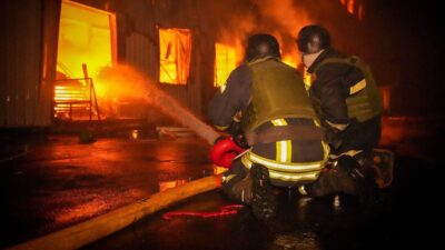 Rusya güçlerinin, Ukrayna’daki Odessa kentinde bulunan bir posta deposuna düzenlediği