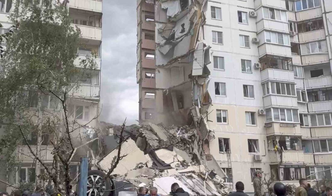 Ukrayna’nın Rusya’nın Belgorod kentine gerçekleştirdiği hava saldırısında 10 katlı apartmanın