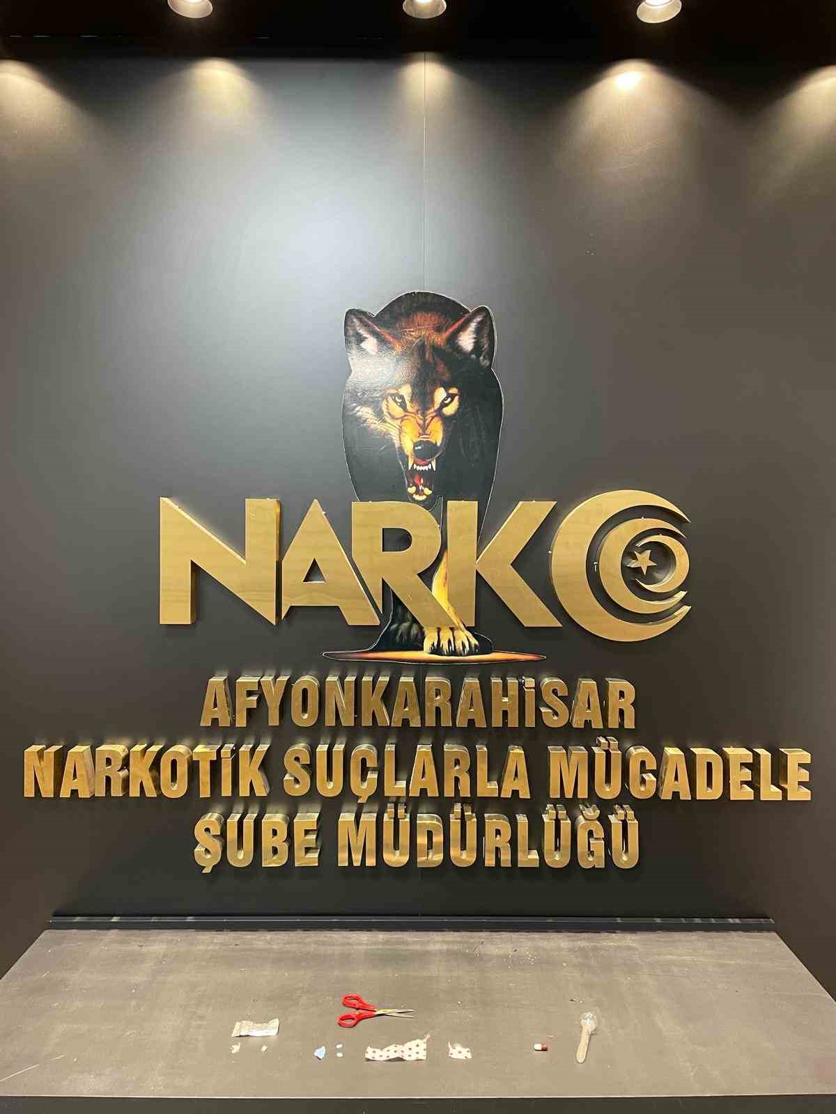 Afyonkarahisar İl Emniyet Müdürlüğü merkez Yarenler Mahallesi’nde yaptığı operasyonda bir