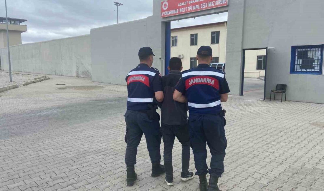 Afyonkarahisar’da uyuşturucu kullanma ve satma suçlarından hapis cezaları ile aranan