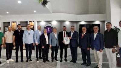 Bursa Afyonkarahisar Sanayicileri ve İş İnsanları Derneği heyetini ağırlayan AFSİAD