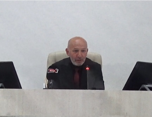 Afyonkarahisar’ın Emirdağ ilçesine bağlı Güneysaray köyünün toprak kayması tehlikesiyle karşı