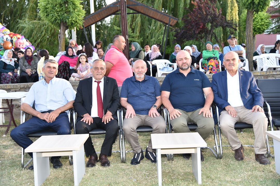 Sinanpaşa ilçesine bağlı Güney beldesinde 12.kez Geleneksel ve Kültürel Bezelye