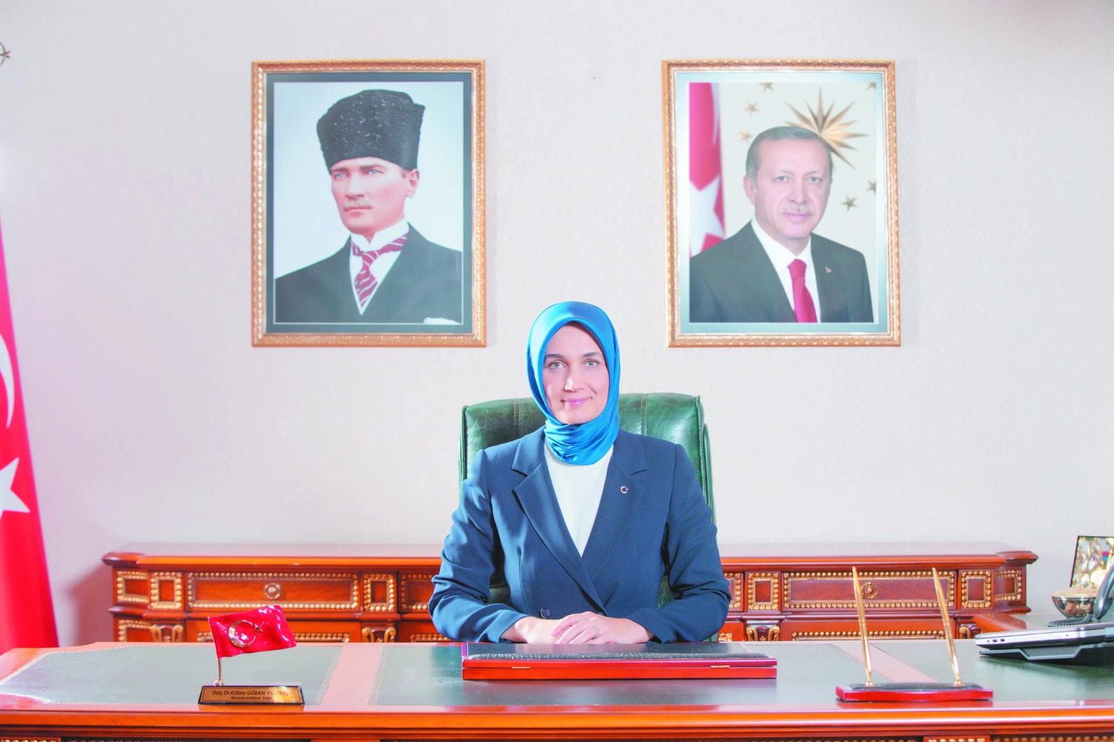 Milliyetçi Hareket Partisi İl Başkanı Ahmet Kahveci, Afyonkarahisar Valisi Kübra