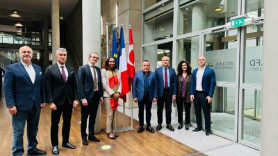  Antalya Büyükşehir Belediye Başkanı Muhittin Böcek, Fransız Kalkınma Ajansı ile