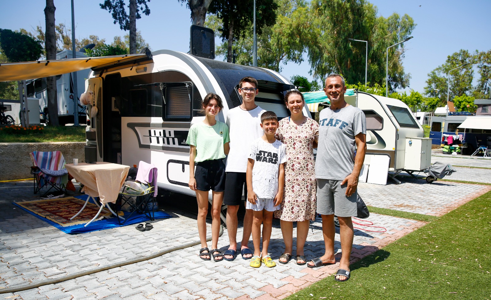     Antalya Büyükşehir Belediyesi’nin Konyaaltı Sahili üzerinde hizmete açtığı