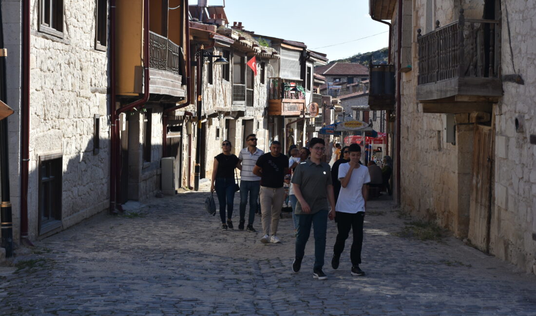Alternatif turizm rotasına dönüşen Afyonkarahisar’ın İhsaniye ilçesindeki tarihi Frig Vadisi,
