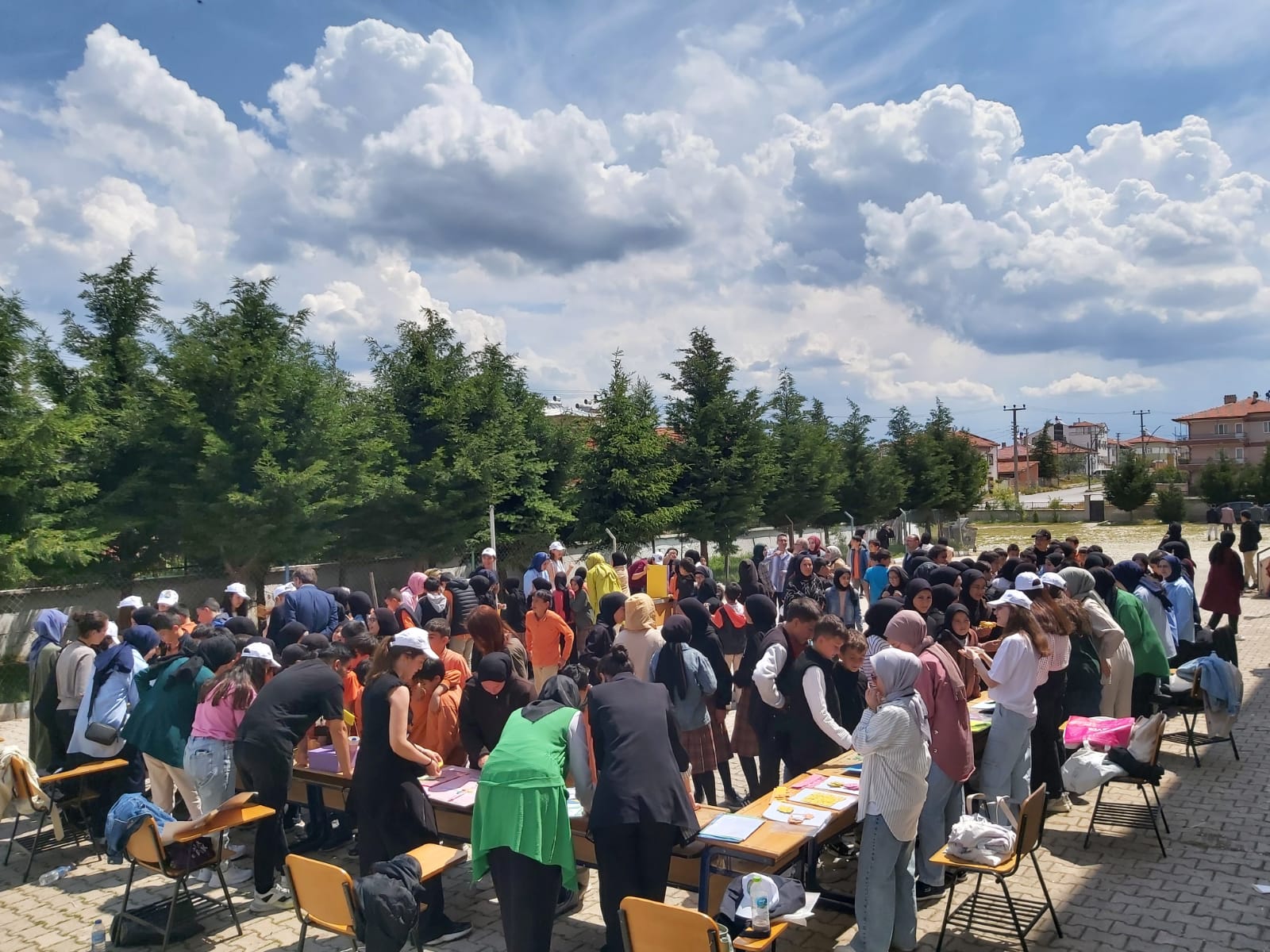 Afyon Kocatepe Üniversitesi İlköğretim Matematik Öğretmenliği öğrencilerinin Öğretim Teknolojileri ve